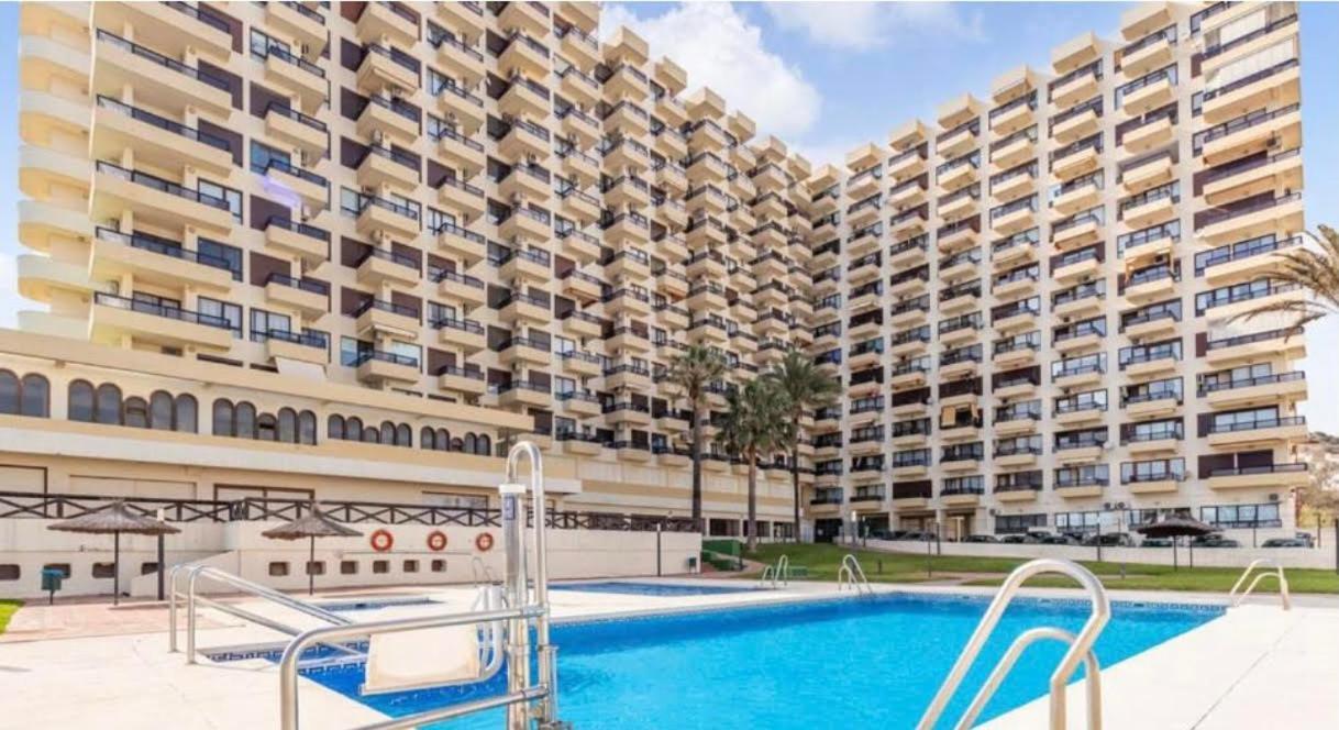 Apartamento Turistico Aloha Playa Benalmádena Exterior photo